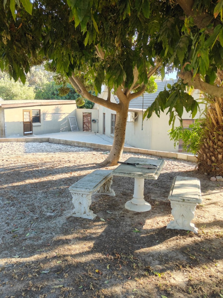 3 Bedroom Property for Sale in Penhill Western Cape